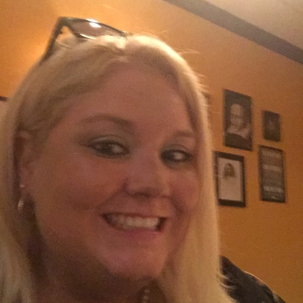 Meet your Posher, Dana